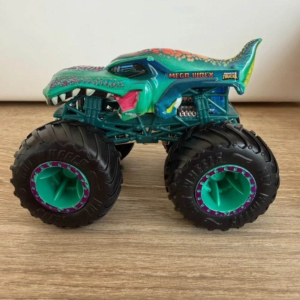 Hot Wheels Monster Jam Mega Wrex Toy Truck 1:64‎